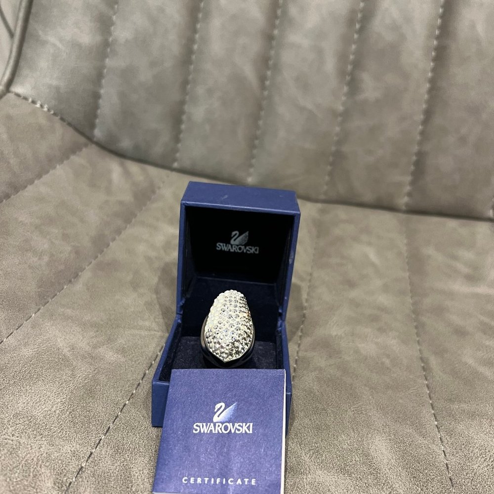 Swarovski Crystal Coctail Ring S52
